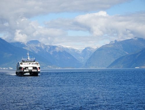 The express boat is a beautiful journey inland in the fjord landscape.